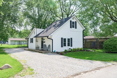 607 S Hamilton Ave, Sheridan, IN 46069 - photo 2