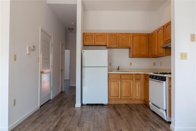 517 Communipaw Ave unit 2C, Jersey City, NJ 07304 - photo 2