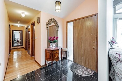 18 Oakcrest Dr, Westfield, MA 01085 - photo 5