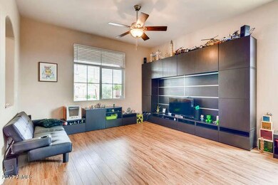271 E Havasu Pl Chandler AZ-small-005-2-