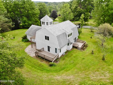 147 Schoolhouse Rd, Honesdale, PA 18431 - photo 3