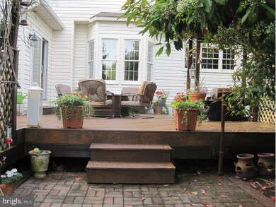 6206 Point Cir, Centreville, VA 20120 - photo 4