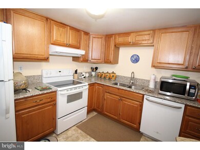 3065 Cardin Place unit V3, Norristown, PA 19403 - photo 2