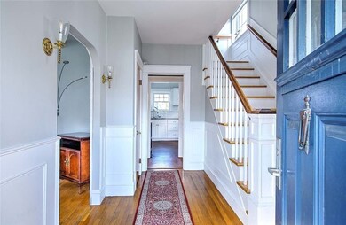 21 Chaucer St, Providence, RI 02908 - photo 2