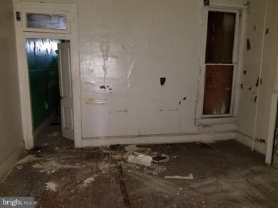 2129 Mcculloh St, Baltimore, MD 21217 - photo 3