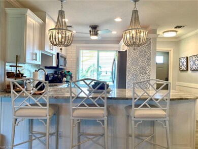 306 Palm Dr unit 2, Naples, FL 34112 - photo 2