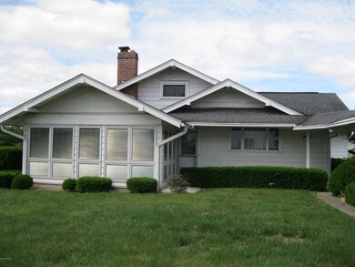 1103 E Front St, Berwick, PA 18603 - photo 4