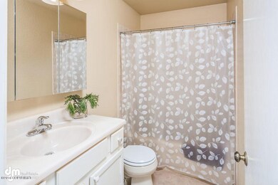 Bathroom_DMD_3760-SMALL