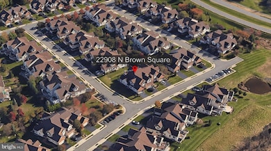 22908 N Brown Square, Ashburn, VA 20148 - photo 2