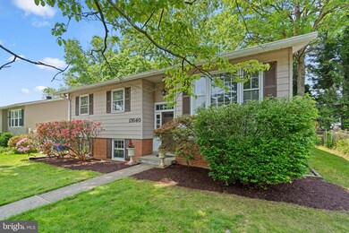 13540 Vandalia Dr, Rockville, MD 20853 - photo 3