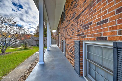 189 Raintree DOM-5