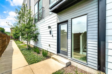 4905 Live Oak St unit F, Dallas, TX 75206 - photo 4