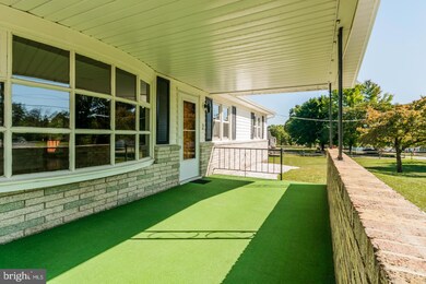 1244 Three Run Rd, Bunker Hill, WV 25413 - photo 4