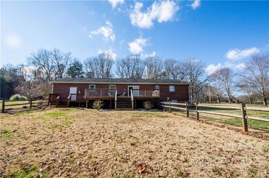 435 New Salem Rd, Statesville, NC 28625 - photo 2