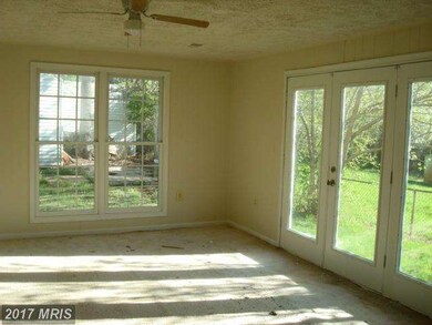 116 Polk Dr, Manassas Park, VA 20111 - photo 3