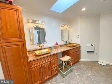 5625 Fillmore Ave, Alexandria, VA 22311 - photo 6