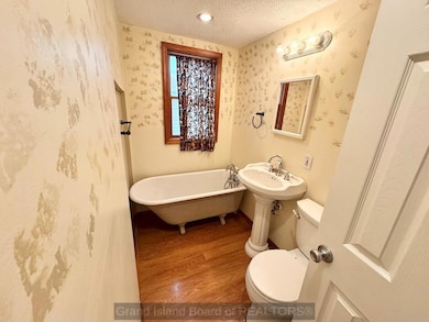 624 W 16th St, Grand Island, NE 68801 - photo 7