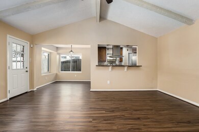 17142 Barcelona Dr, Friendswood, TX 77546 - photo 2