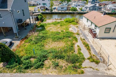 216 Evergreen Dr, Bayville, NJ 08721 - photo 4