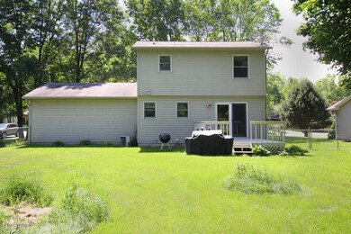 9078 Hobbit Cir, Kalamazoo, MI 49009 - photo 3