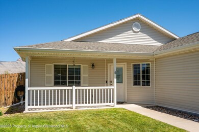 209 Cliff View Cir, Parachute, CO 81635 - photo 3