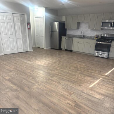 609 Brunswick Ave unit B1, Trenton, NJ 08638 - photo 4