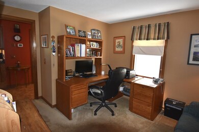 8 Schumann Dr, Westfield, MA 01085 - photo 7