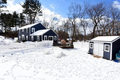 77 Outlook Rd, Wakefield, MA 01880 - photo 2