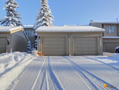 Detached Garage