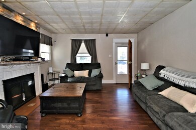 2453 Norwood Ave, Abington, PA 19001 - photo 7