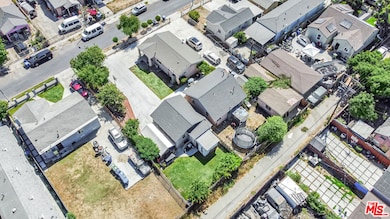 10407 Juniper St, Los Angeles, CA 90002 - photo 4