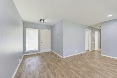 1809 Lamar Dr, Richmond, TX 77469 - photo 4