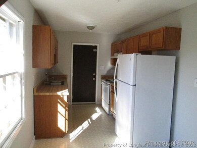 4452 Chesterbrook Dr, Fayetteville, NC 28314 - photo 5