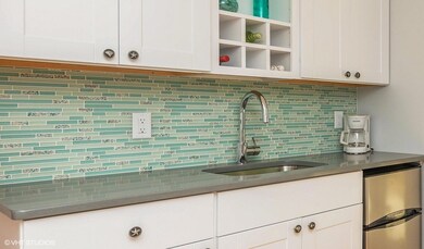 05_1706Rte6A_18_177002_Kitchen_MLSuse_15