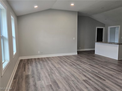 2500 Redgate Ln, Youngstown, OH 44511 - photo 2