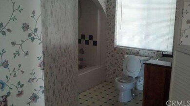 Bathroom downstairs