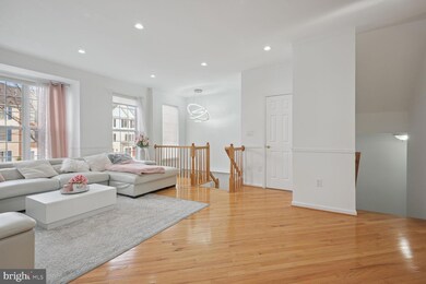 42823 Shaler St, Chantilly, VA 20152 - photo 5