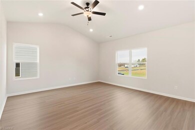 3459 Robindale Dr, Winston-Salem, NC 27107 - photo 4