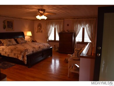 master with sunroom