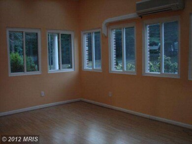 14809 Dunbarton Dr, Upper Marlboro, MD 20772 - photo 5