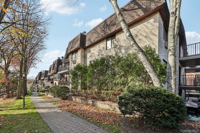 107 N Broadway unit 113, White Plains, NY 10603 - photo 2