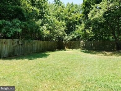 797 Forest Grove Rd, Colonial Beach, VA 22443 - photo 4