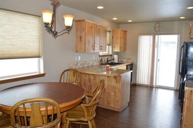 8661 W Yosemite St, Rathdrum, ID 83858 - photo 5