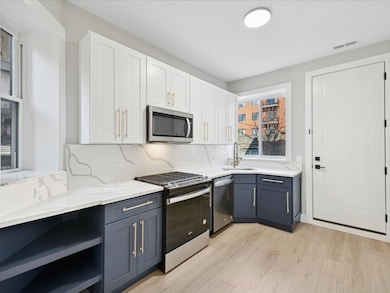 2818 W Fletcher St unit 1, Chicago, IL 60618 - photo 6