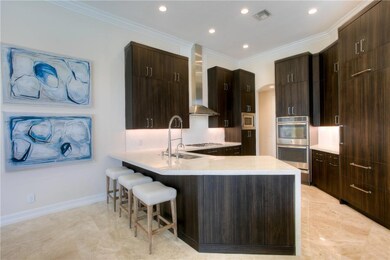 11094 Canary Island Ct, Plantation, FL 33324 - photo 6