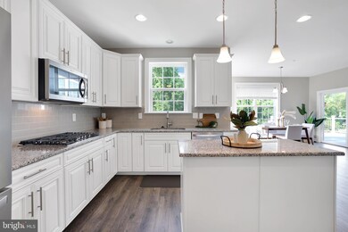 10093 Wincopia Farms Way, Laurel, MD 20723 - photo 5