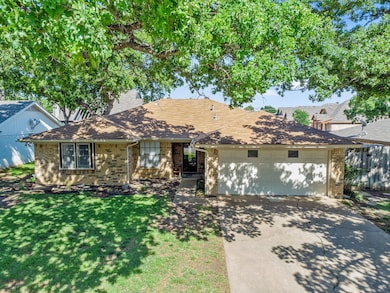 2732 Meadow Green, Bedford, TX 76021 - photo 4