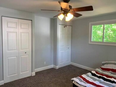 1306 Sacramento Dr, Carpentersville, IL 60110 - photo 7