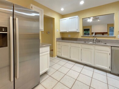 7702 Western Oak Ln, Houston, TX 77040 - photo 6