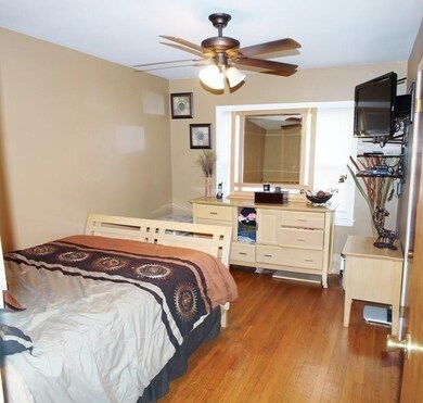 53 Ackers Ave unit 53, Brookline, MA 02445 - photo 7